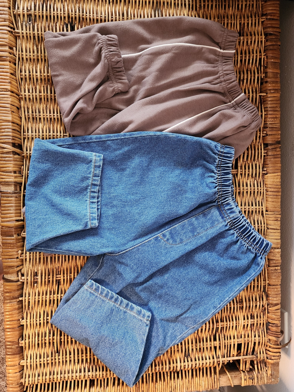 Kids Elastic-Waist Denim Pants and Brown Knit Joggers - Pack